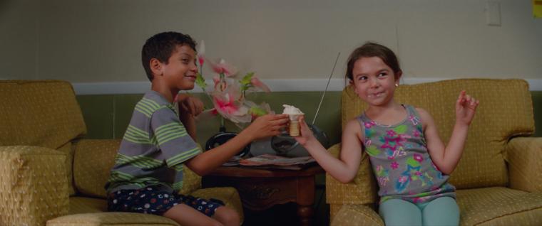 Christopher Rivera and Brooklynn Prince in The Florida Project