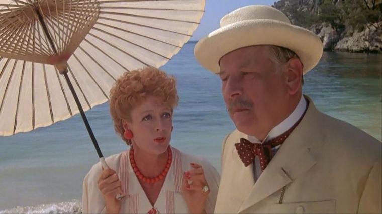 Maggie Smith and Peter Ustinov in Evil Under the Sun