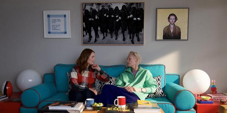 Julianne Moore and Tilda Swinton in The Room Next Door